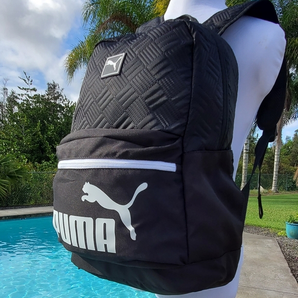 Puma 18.5" Sidelines Backpack - Black/White - Picture 17 of 17